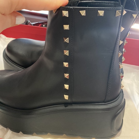 BNIB valentino garavani wedge stud platform boots size 40 - Picture 9 of 17